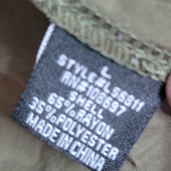 Shirt   - Picture 6 of 7